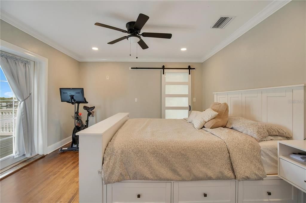 На продажу: $1,459,999 (6 спален, 6 ванн, 4439 Квадратных фут)