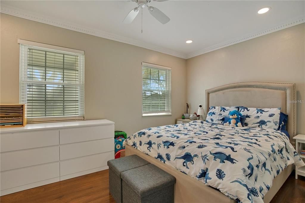 На продажу: $1,459,999 (6 спален, 6 ванн, 4439 Квадратных фут)