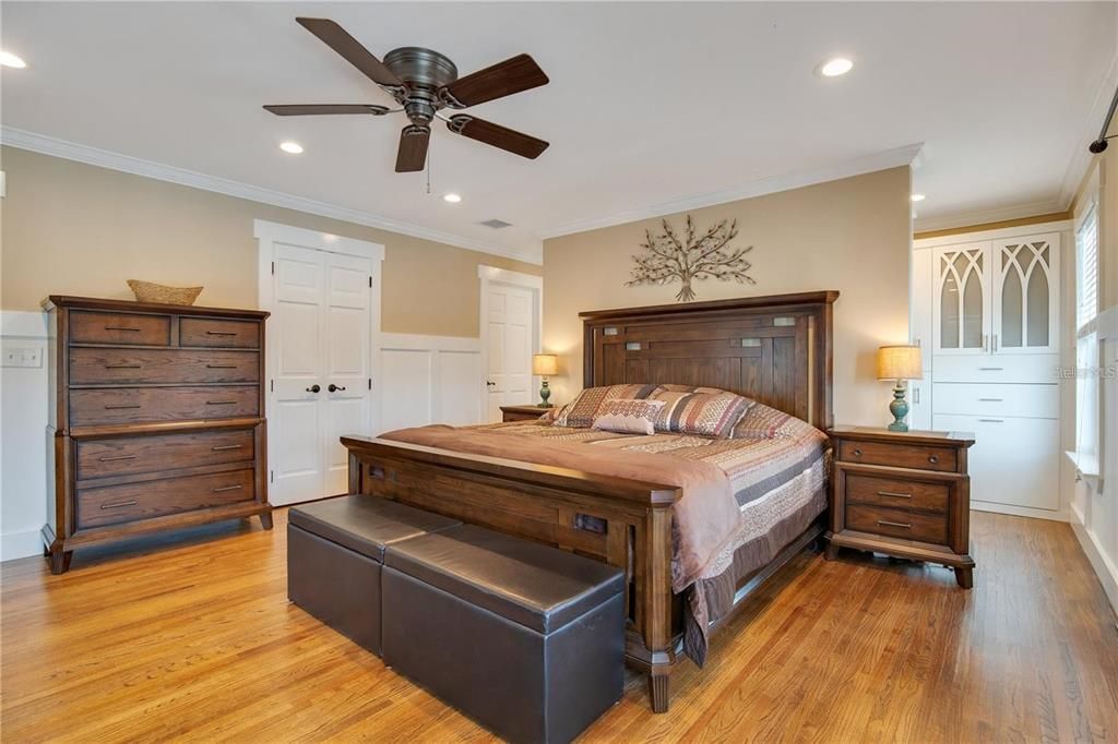 На продажу: $1,459,999 (6 спален, 6 ванн, 4439 Квадратных фут)