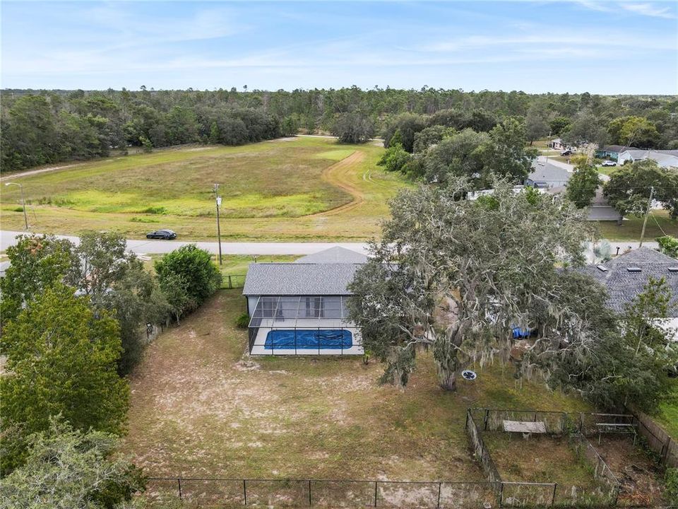 Activo con contrato: $300,000 (3 camas, 2 baños, 1482 Pies cuadrados)