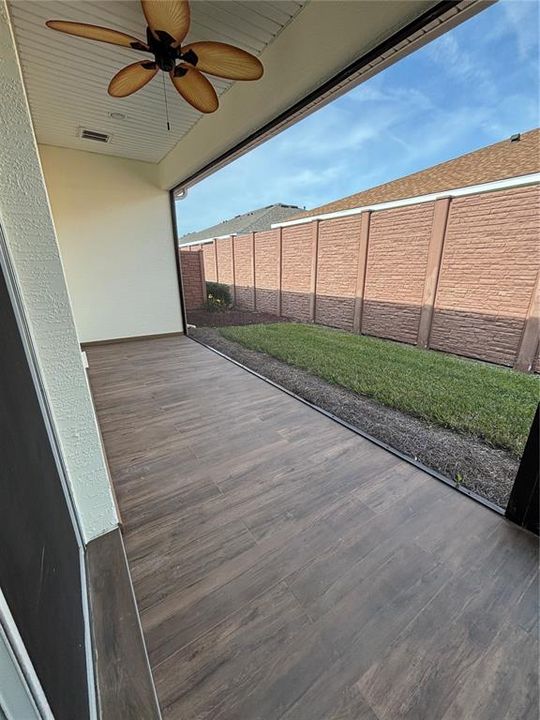 For Rent: $2,500 (2 beds, 2 baths, 1318 Square Feet)