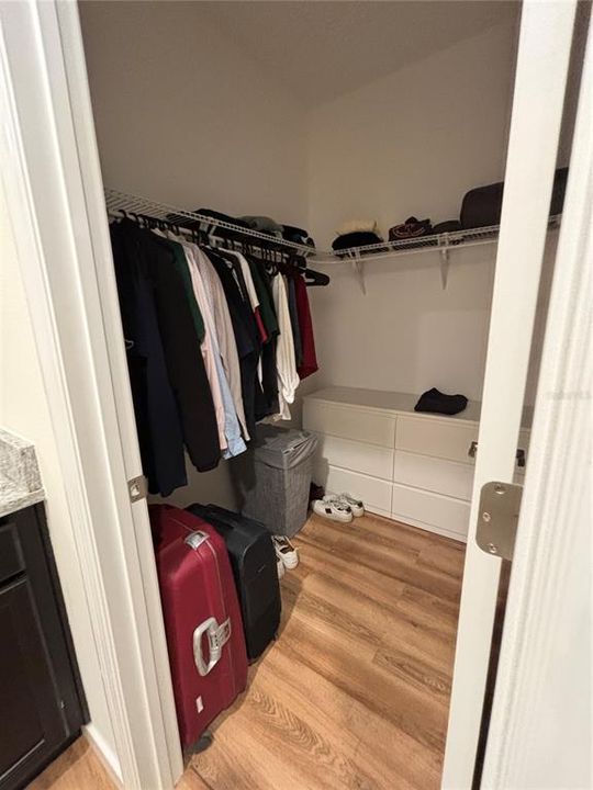 For Rent: $2,500 (2 beds, 2 baths, 1318 Square Feet)