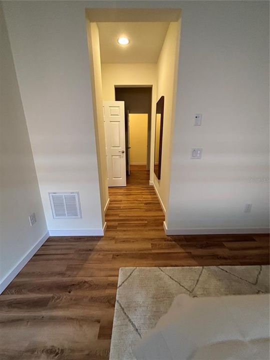 For Rent: $2,500 (2 beds, 2 baths, 1318 Square Feet)