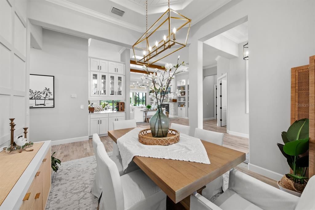 For Sale: $2,995,000 (5 beds, 4 baths, 4793 Square Feet)