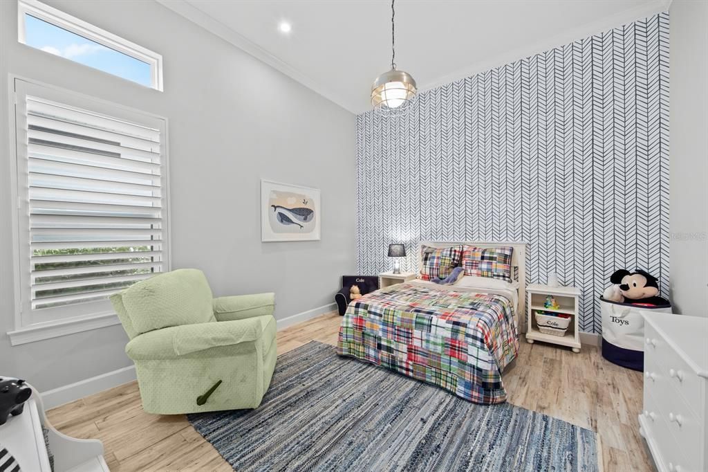 For Sale: $2,995,000 (5 beds, 4 baths, 4793 Square Feet)