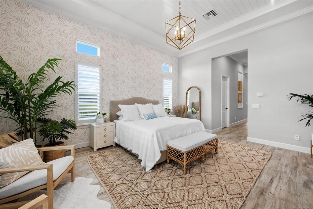 For Sale: $2,995,000 (5 beds, 4 baths, 4793 Square Feet)