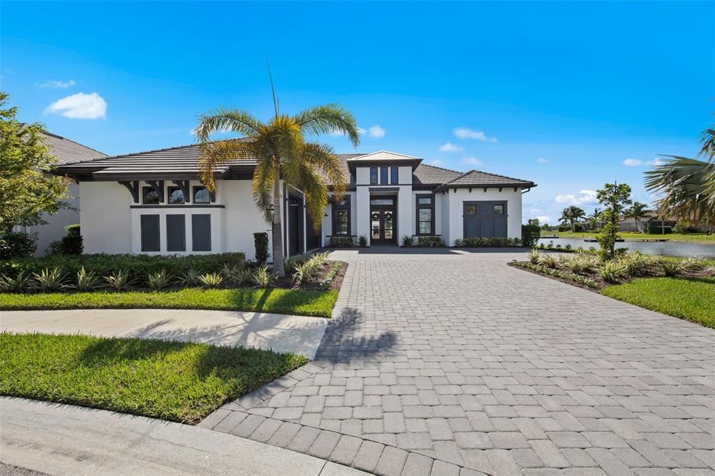 For Sale: $2,995,000 (5 beds, 4 baths, 4793 Square Feet)