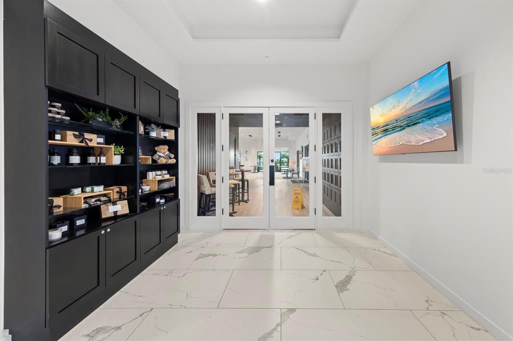 For Sale: $2,995,000 (5 beds, 4 baths, 4793 Square Feet)