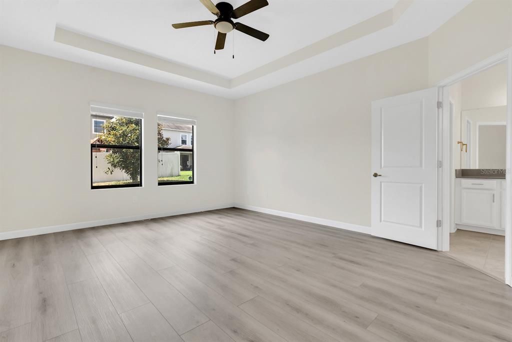 待售: $755,000 (5 贝兹, 3 浴室, 3956 平方英尺)