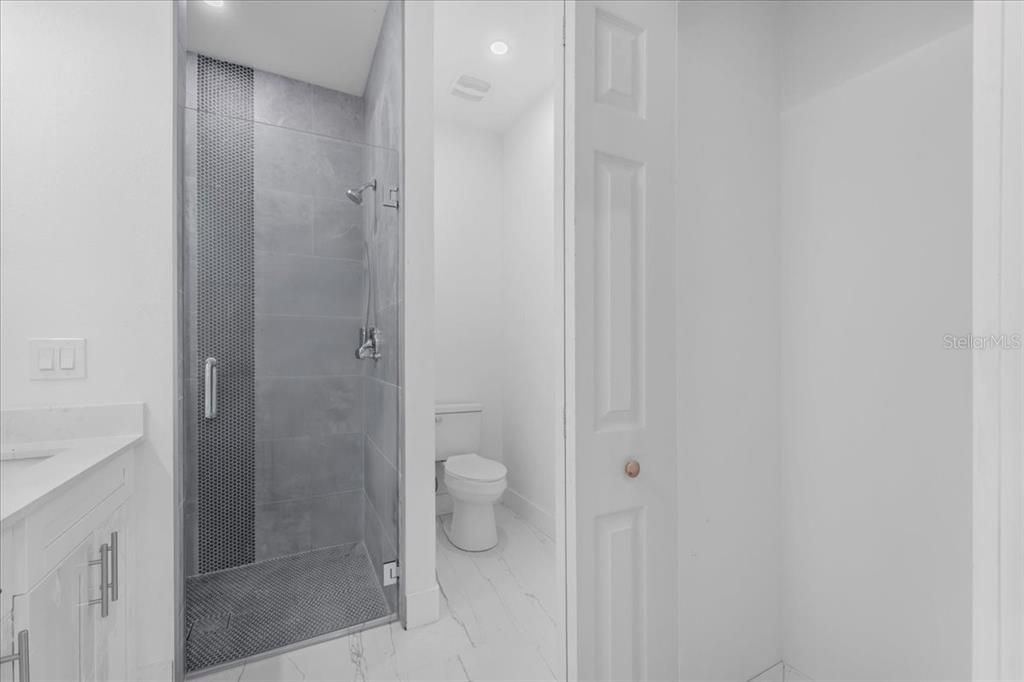 For Sale: $450,000 (3 beds, 2 baths, 1498 Square Feet)