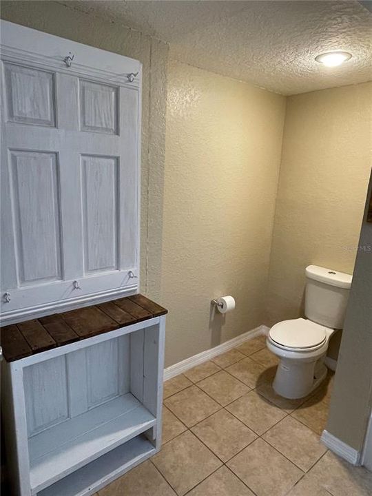 For Sale: $399,000 (2 beds, 1 baths, 1266 Square Feet)