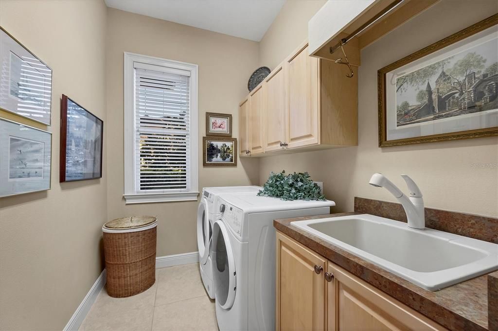 待售: $1,975,000 (4 贝兹, 3 浴室, 3568 平方英尺)