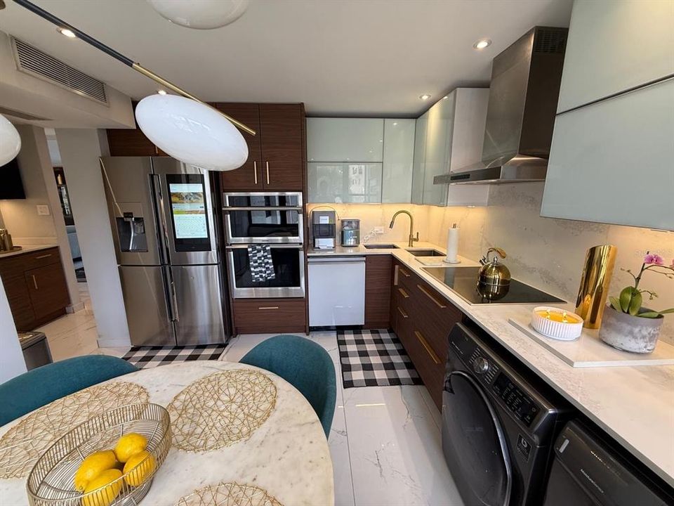 En Venta: $610,000 (4 camas, 3 baños, 1648 Pies cuadrados)