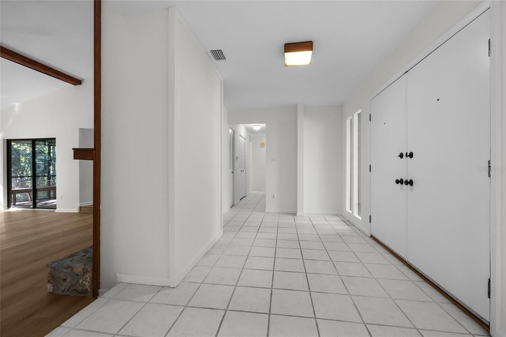 Active With Contract: $369,000 (3 beds, 2 baths, 1941 Square Feet)