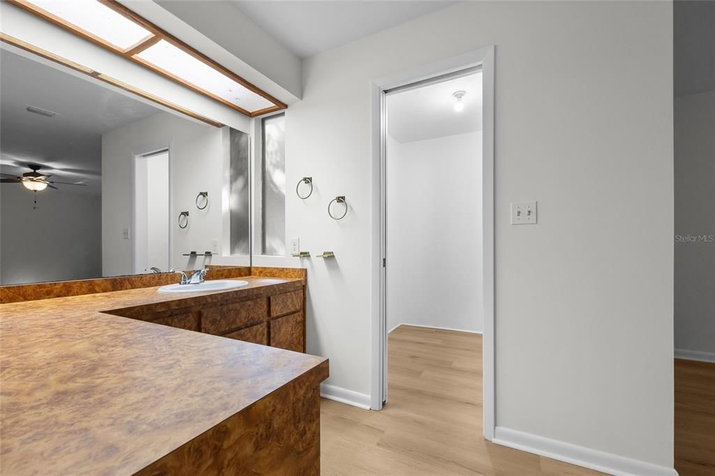 Active With Contract: $369,000 (3 beds, 2 baths, 1941 Square Feet)