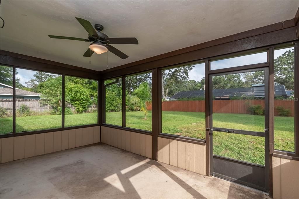 Active With Contract: $2,000 (3 beds, 2 baths, 1728 Square Feet)