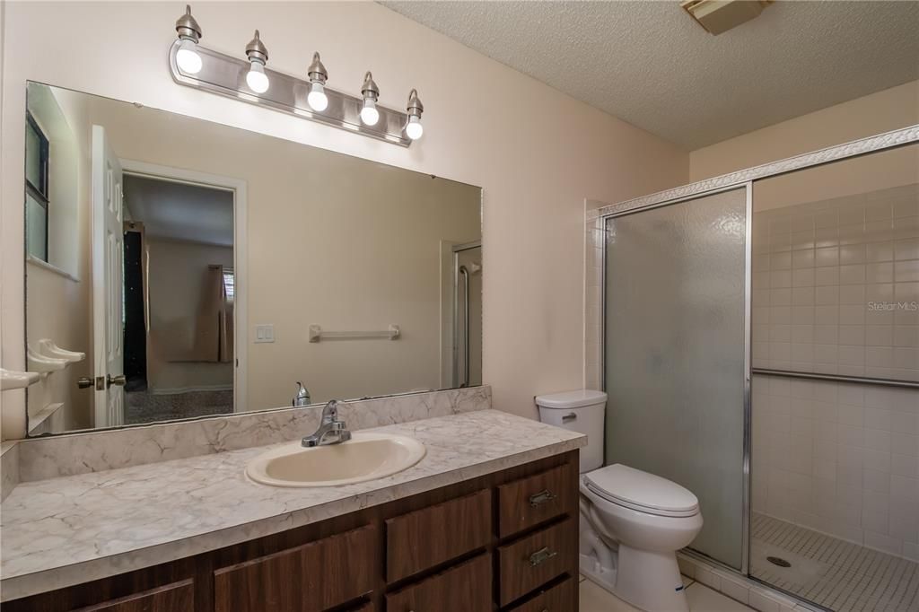 Active With Contract: $2,000 (3 beds, 2 baths, 1728 Square Feet)