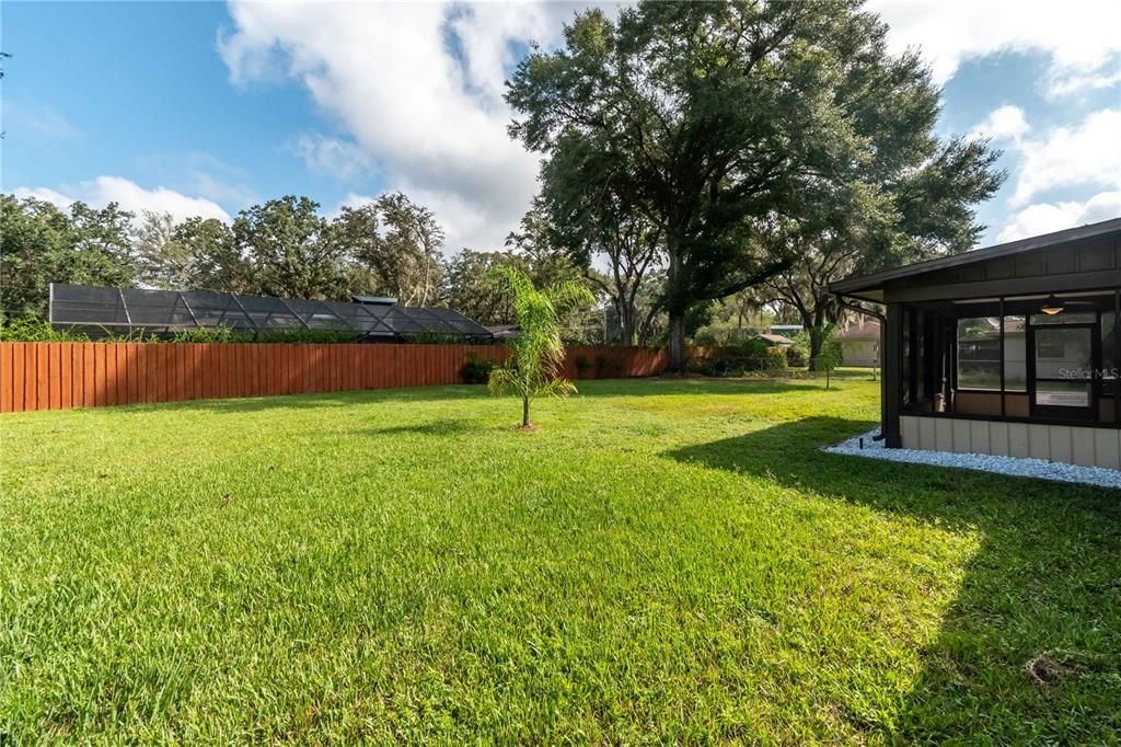 Active With Contract: $2,000 (3 beds, 2 baths, 1728 Square Feet)