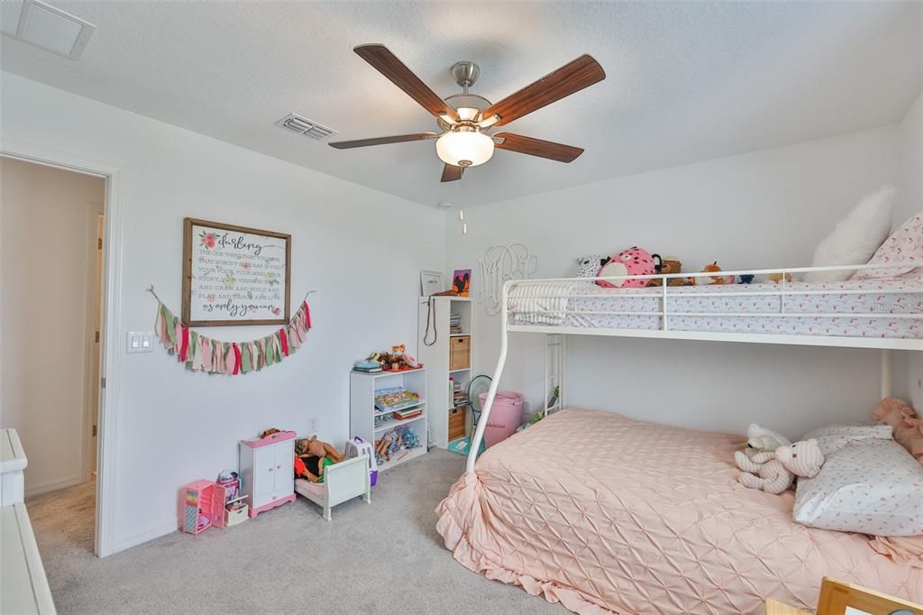 For Rent: $3,000 (5 beds, 2 baths, 2896 Square Feet)