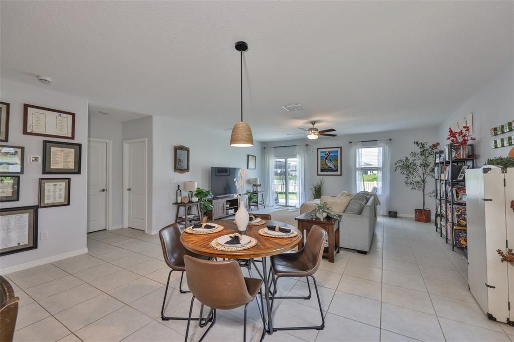 For Rent: $3,000 (5 beds, 2 baths, 2896 Square Feet)