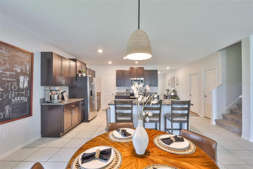 For Rent: $3,000 (5 beds, 2 baths, 2896 Square Feet)