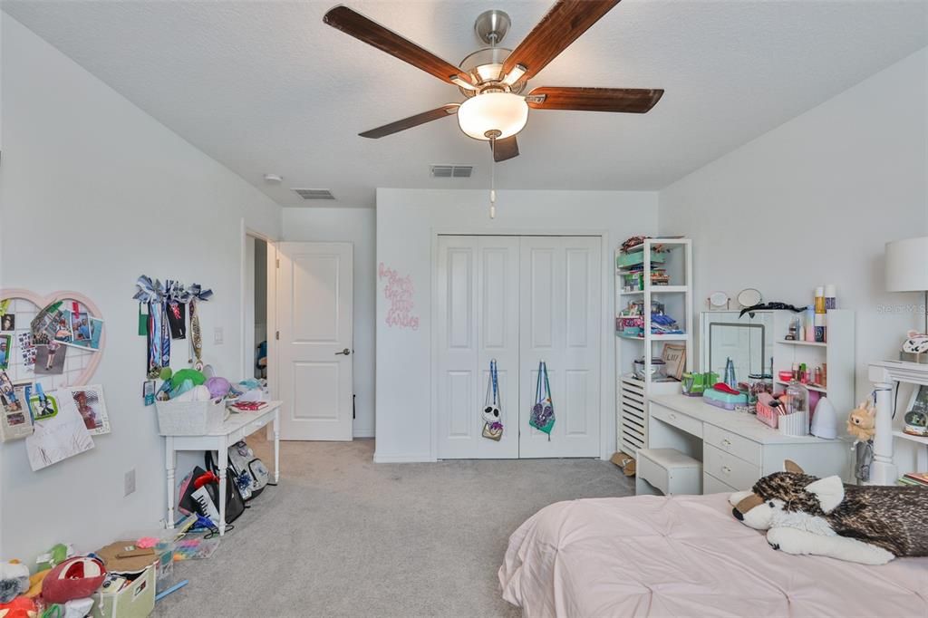 For Rent: $3,000 (5 beds, 2 baths, 2896 Square Feet)