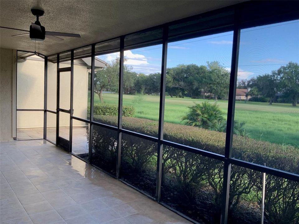 合同活跃: $2,200 (2 贝兹, 2 浴室, 1250 平方英尺)