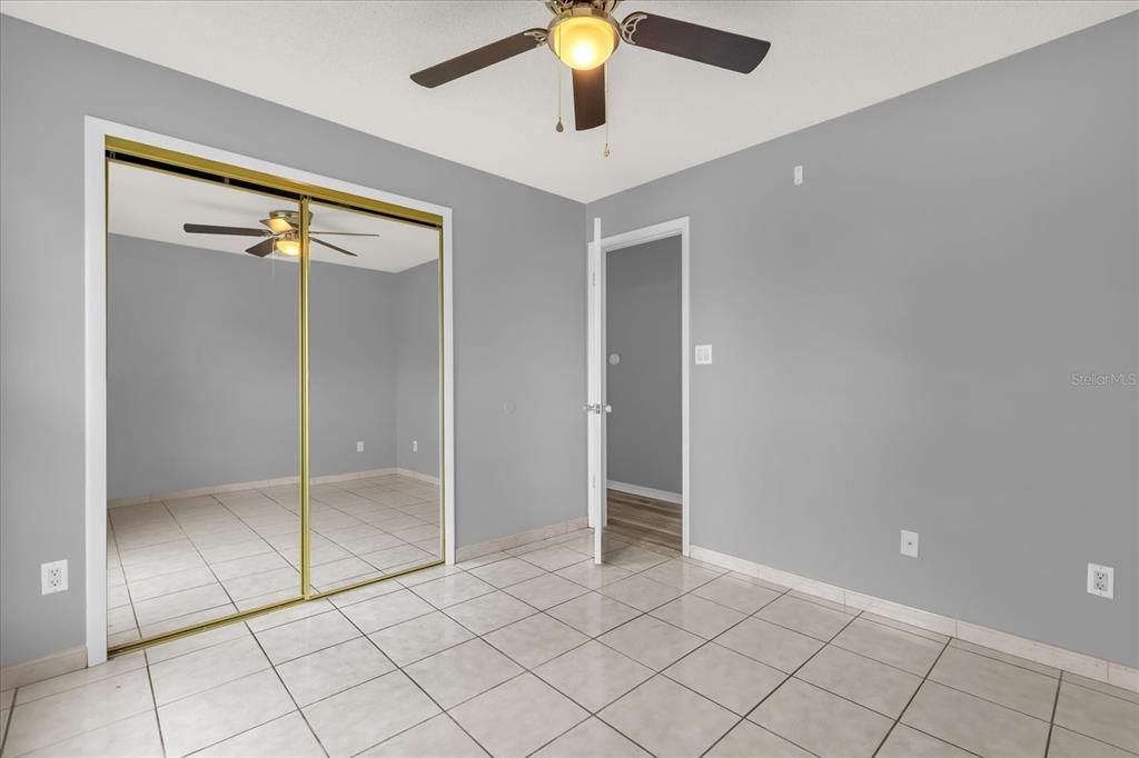 Active With Contract: $419,900 (3 beds, 2 baths, 1539 Square Feet)