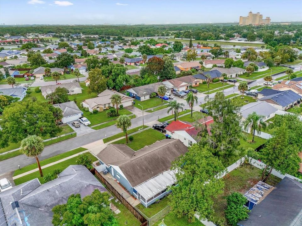 Active With Contract: $419,900 (3 beds, 2 baths, 1539 Square Feet)