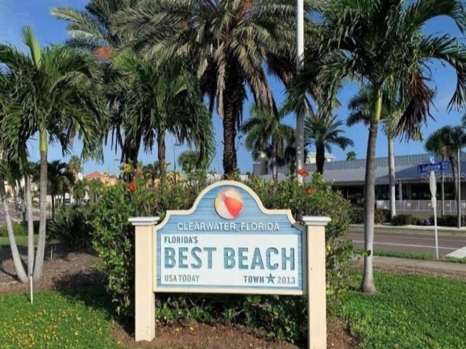 For Rent: $2,875 (3 beds, 2 baths, 1584 Square Feet)