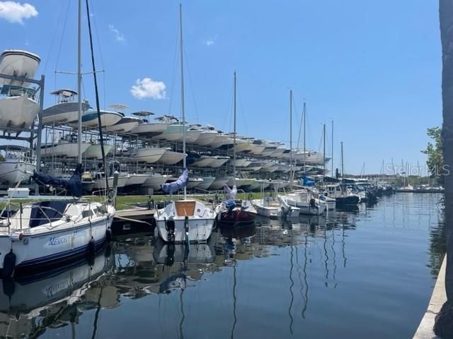 For Rent: $2,875 (3 beds, 2 baths, 1584 Square Feet)