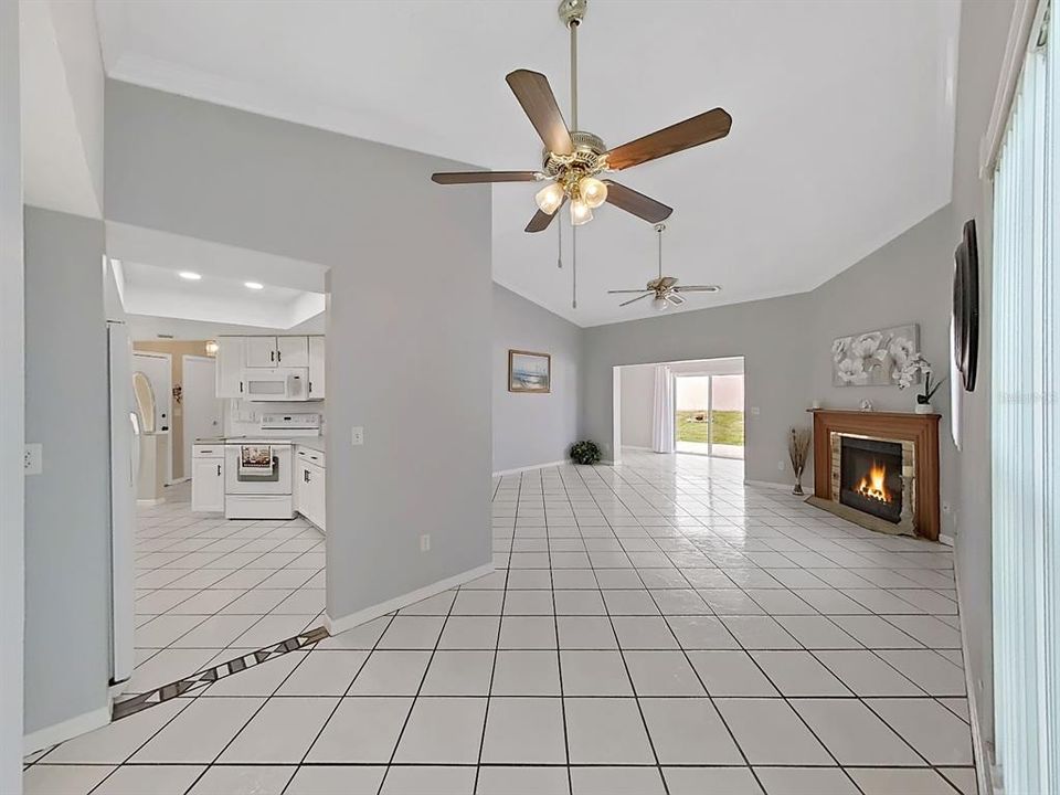 For Rent: $2,875 (3 beds, 2 baths, 1584 Square Feet)