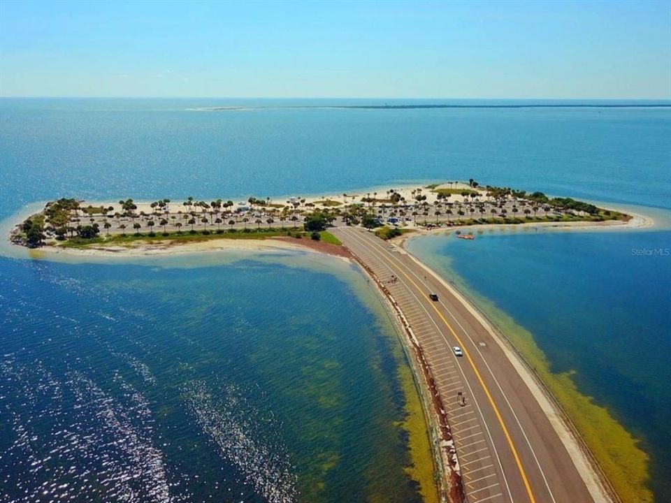 For Rent: $2,875 (3 beds, 2 baths, 1584 Square Feet)