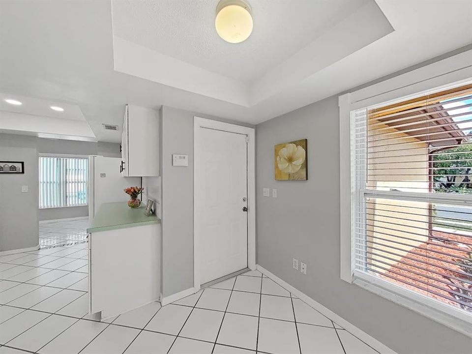 For Rent: $2,875 (3 beds, 2 baths, 1584 Square Feet)