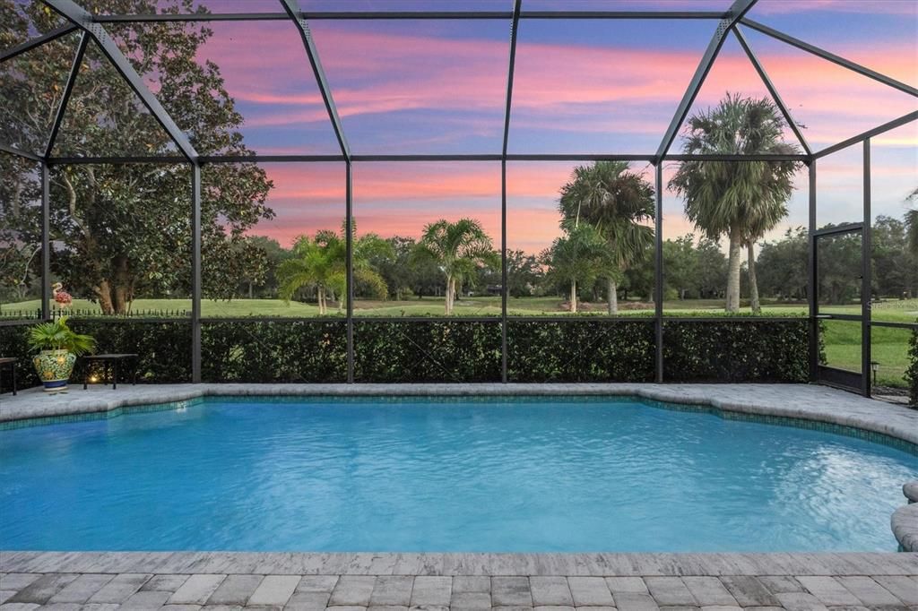 En Venta: $1,525,000 (4 camas, 3 baños, 2870 Pies cuadrados)