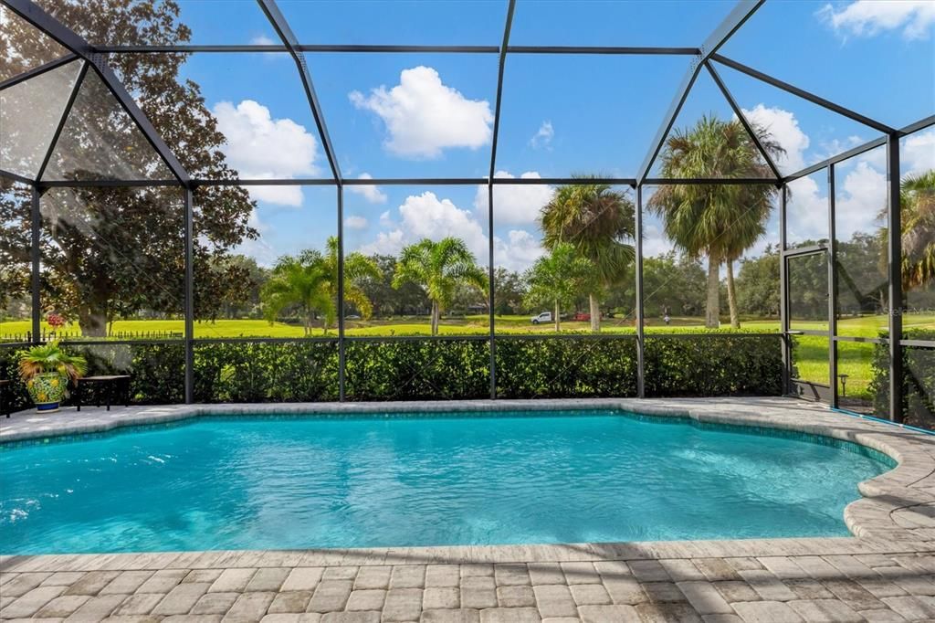 En Venta: $1,525,000 (4 camas, 3 baños, 2870 Pies cuadrados)