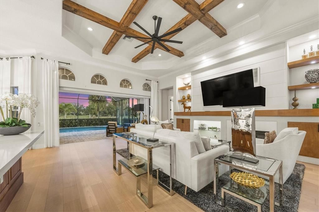 En Venta: $1,525,000 (4 camas, 3 baños, 2870 Pies cuadrados)