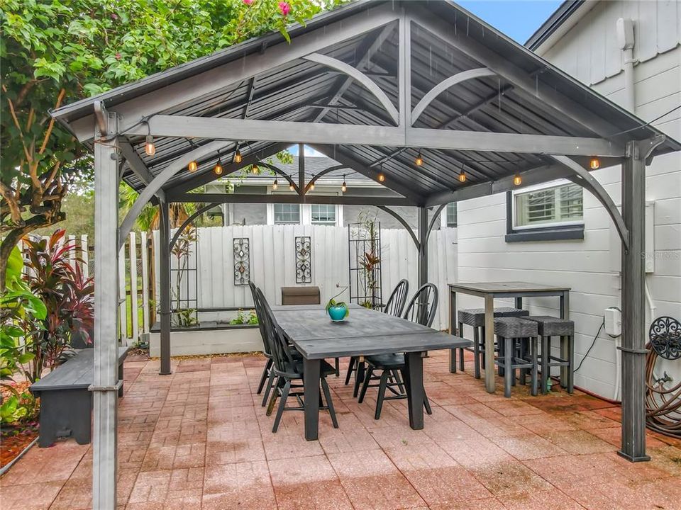 待售: $539,900 (3 贝兹, 2 浴室, 1584 平方英尺)