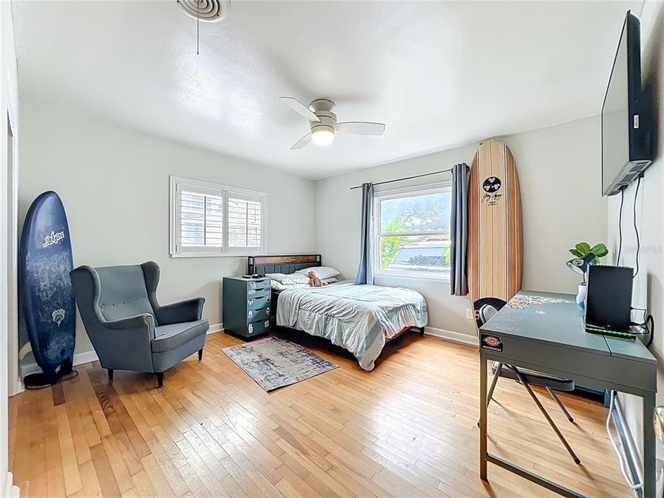 待售: $539,900 (3 贝兹, 2 浴室, 1584 平方英尺)