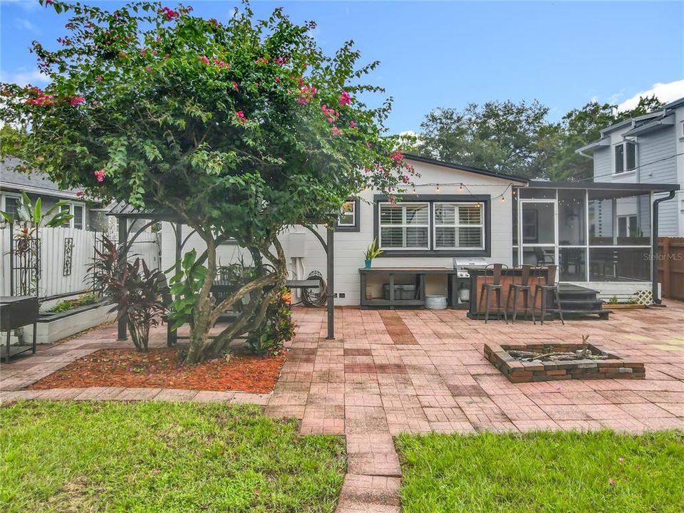 待售: $539,900 (3 贝兹, 2 浴室, 1584 平方英尺)