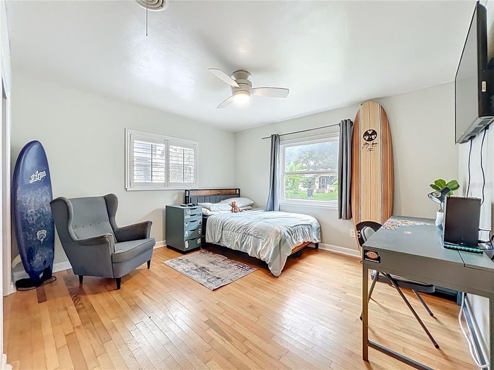 待售: $539,900 (3 贝兹, 2 浴室, 1584 平方英尺)