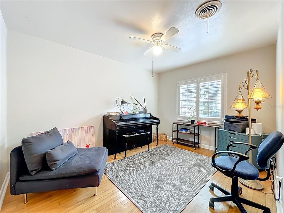 待售: $539,900 (3 贝兹, 2 浴室, 1584 平方英尺)