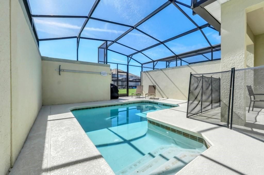 待售: $525,000 (4 贝兹, 3 浴室, 1914 平方英尺)