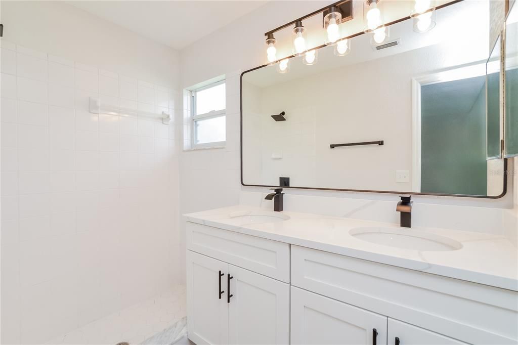 For Sale: $278,900 (3 beds, 2 baths, 1448 Square Feet)