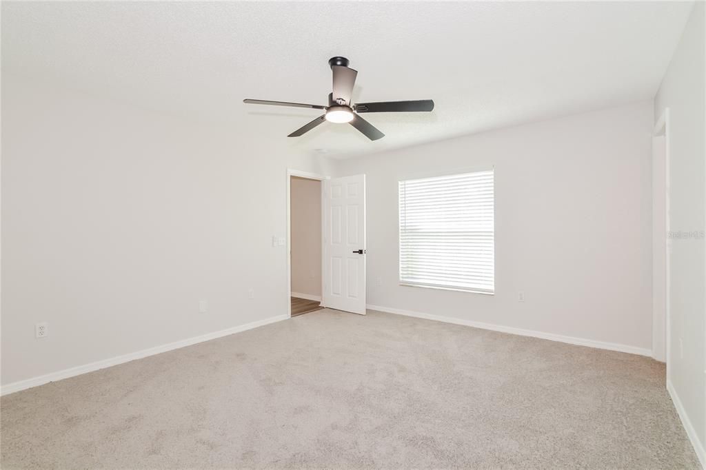 For Sale: $278,900 (3 beds, 2 baths, 1448 Square Feet)