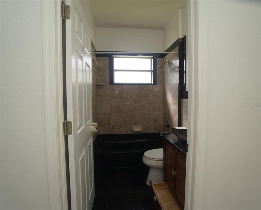 В аренду: $3,000 (4 спален, 2 ванн, 2264 Квадратных фут)