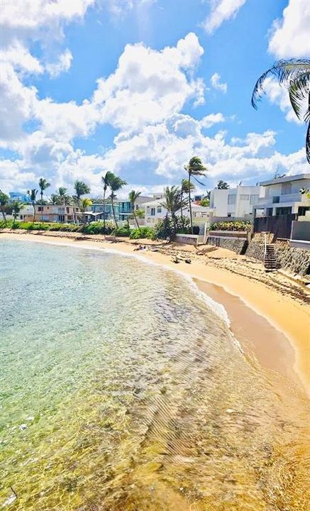 For Sale: $2,750,000 (5 beds, 4 baths, 2900 Square Feet)