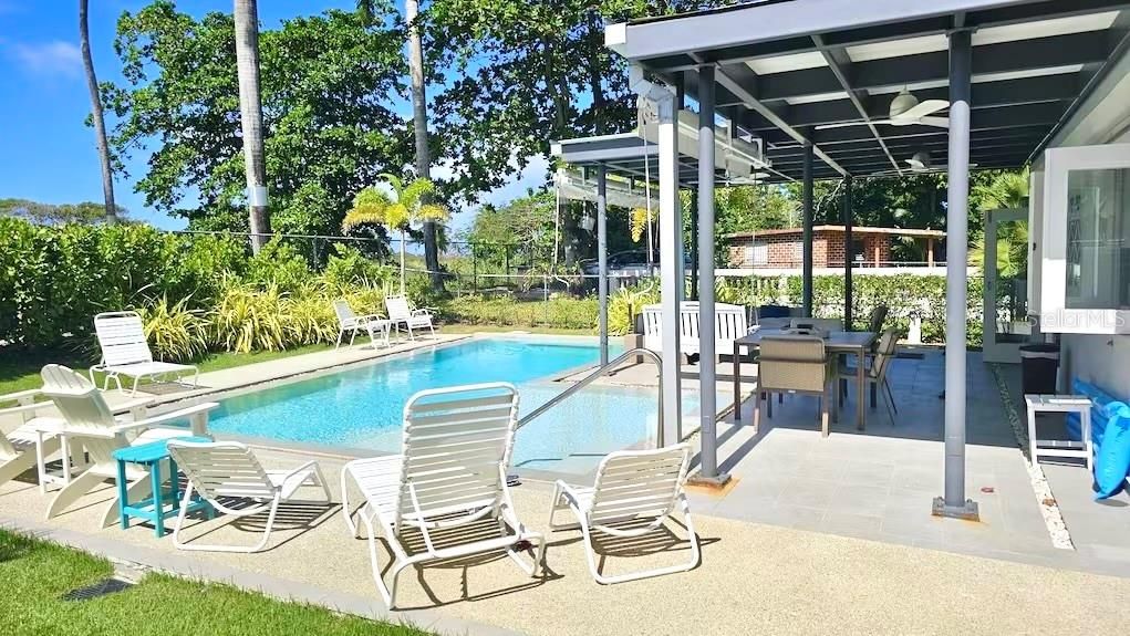 For Sale: $2,750,000 (5 beds, 4 baths, 2900 Square Feet)