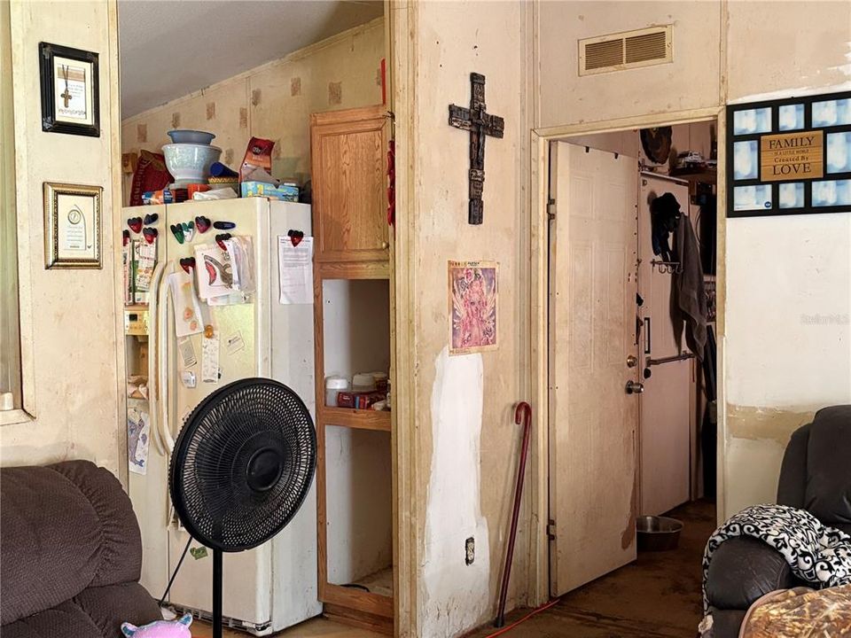 合同活跃: $67,003 (4 贝兹, 2 浴室, 1782 平方英尺)