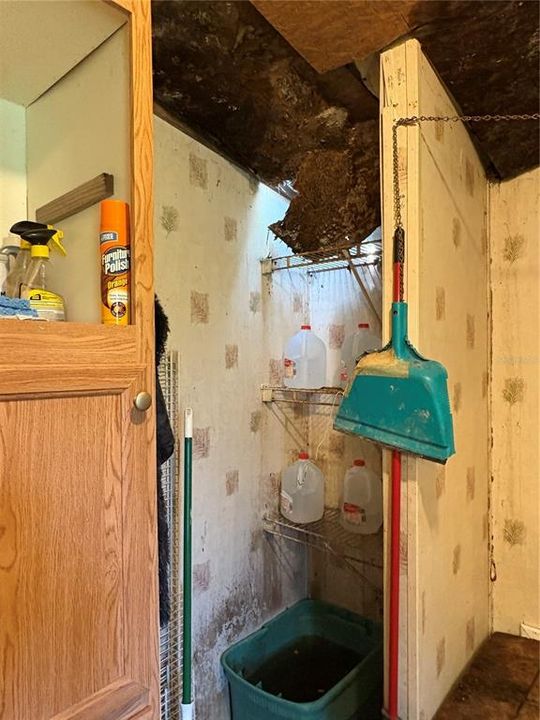 合同活跃: $67,003 (4 贝兹, 2 浴室, 1782 平方英尺)